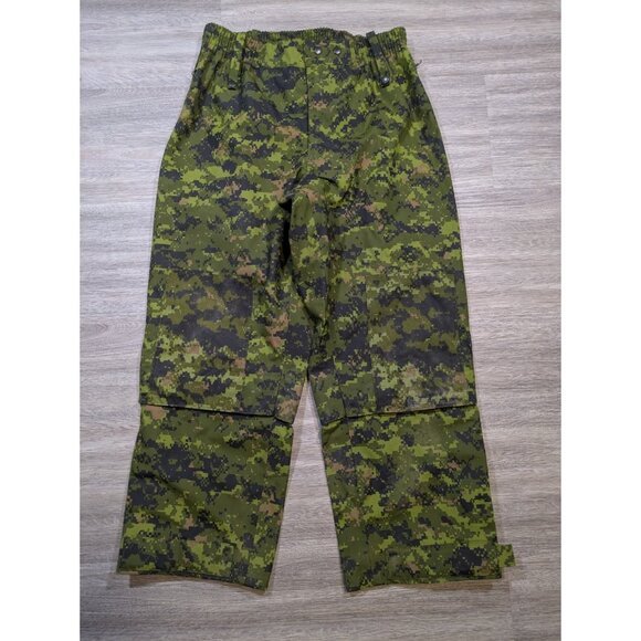 CADPAT Rain Pants Size 6738 Canadian Military Digital Camouflage - Picture 1 of 14